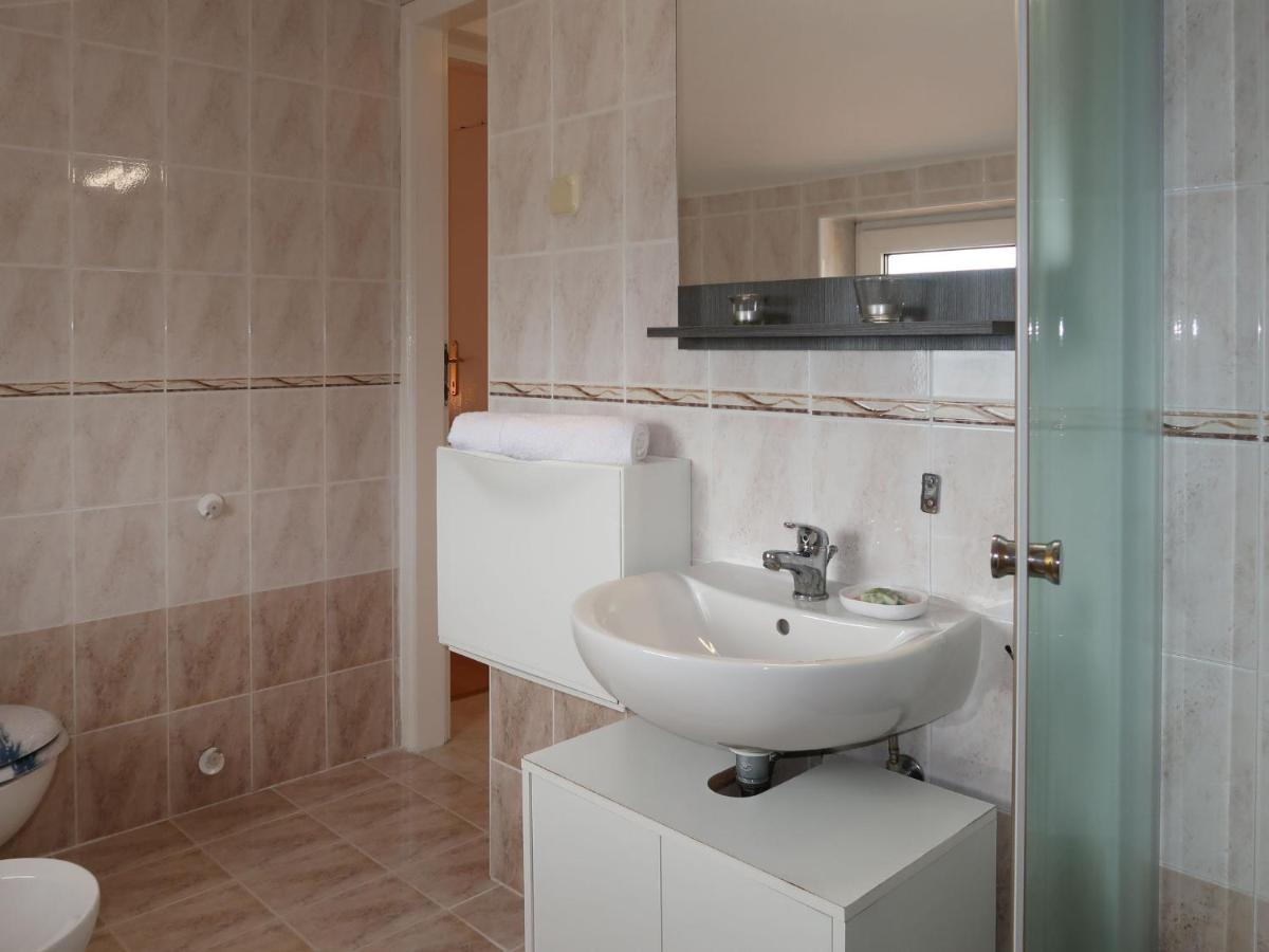 Apartment Marinella - Lbn120 By Interhome Labin  Dış mekan fotoğraf