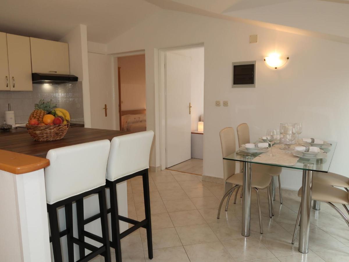Apartment Marinella - Lbn120 By Interhome Labin  Dış mekan fotoğraf